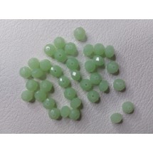 Бусины на леске стеклянные граненые d 8 мм зеленый опал, цена за 20 шт